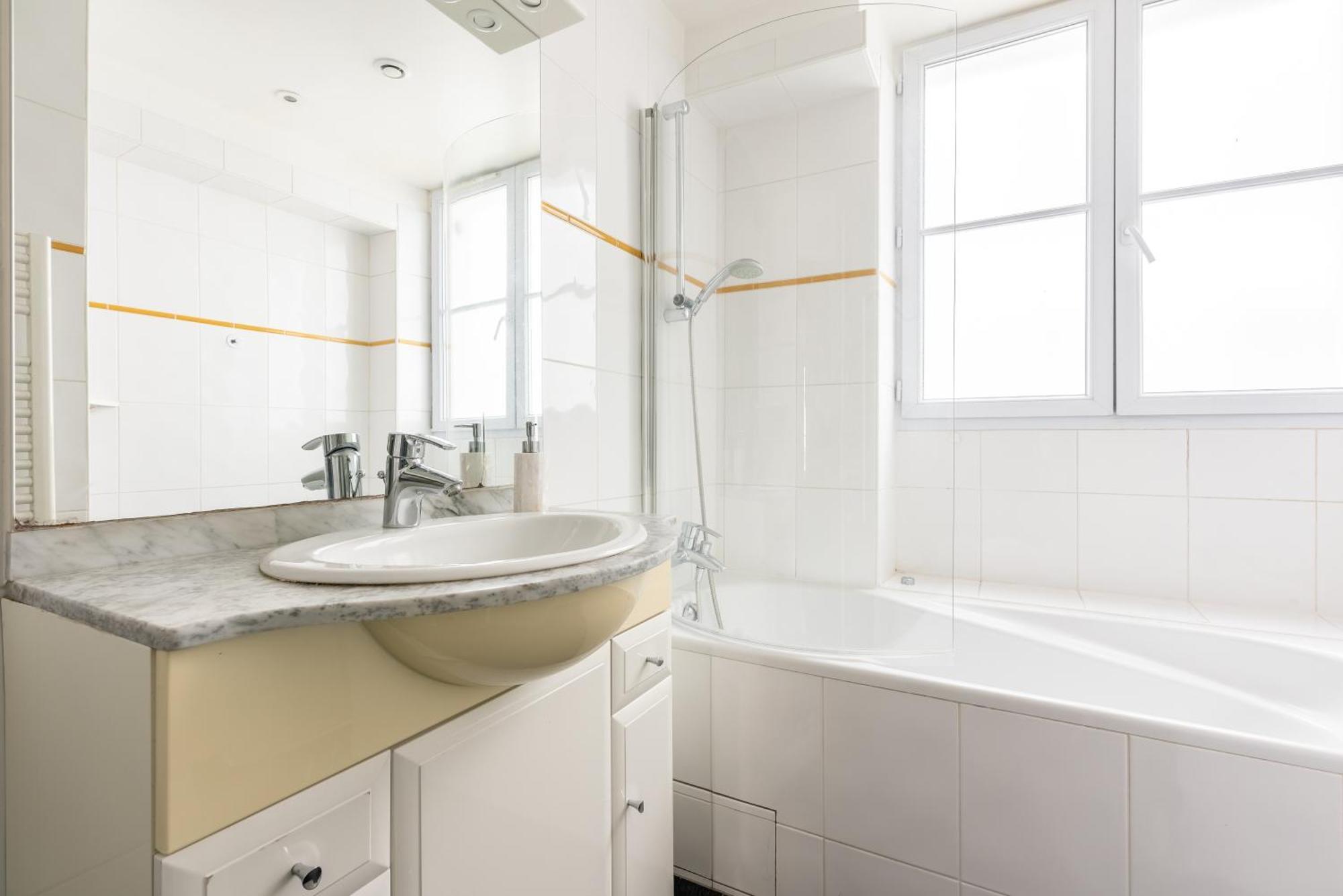Appartement Elegant 2br - Proche Tour Eiffel Parijs
